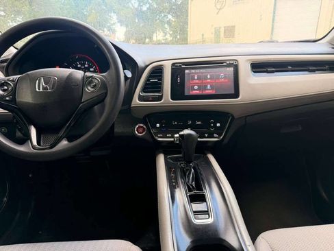 Used 2016 Honda HR-V EX image 15