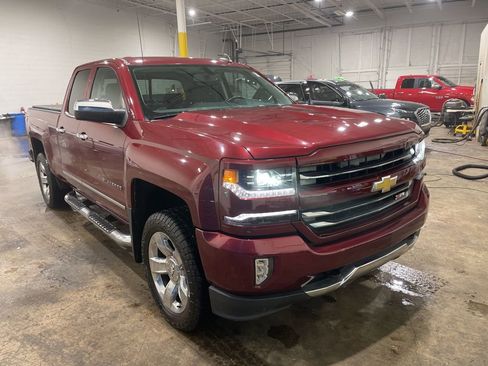 Used 2016 Chevrolet Silverado 1500 LTZ Z71 image 3
