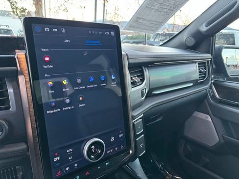 Used 2024 Ford F150 Lightning Lariat image 20