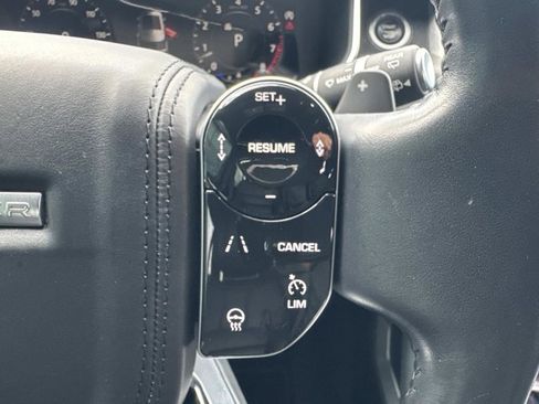 Used 2020 Land Rover Range Rover HSE image 27