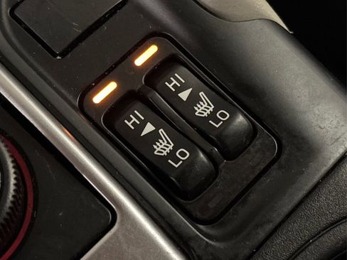 Used 2019 Subaru Forester Premium image 32