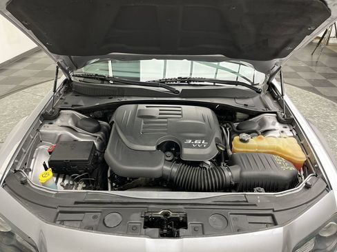 Used 2013 Chrysler 300 S image 26
