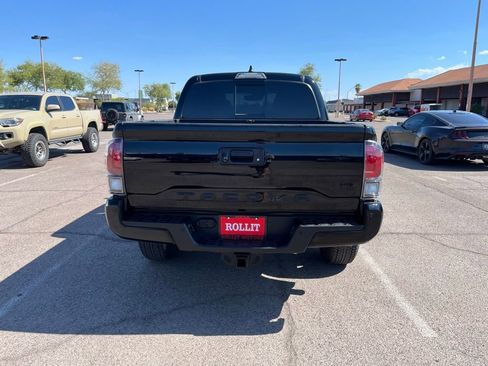Used 2022 Toyota Tacoma Limited image 7