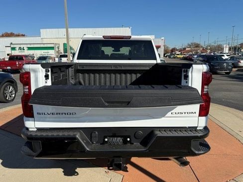 New 2026 Chevrolet Silverado 2500 Custom w/ Custom Convenience Package image 7