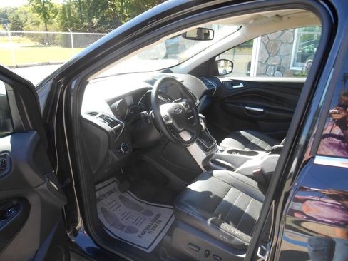 Used 2013 Ford Escape SEL FWD image 2