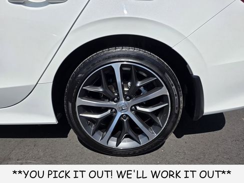 Used 2024 Honda Civic Touring image 10
