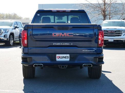 Used 2021 GMC Yukon Denali w/ LPO, Illumination Package AWD/4WD image 9
