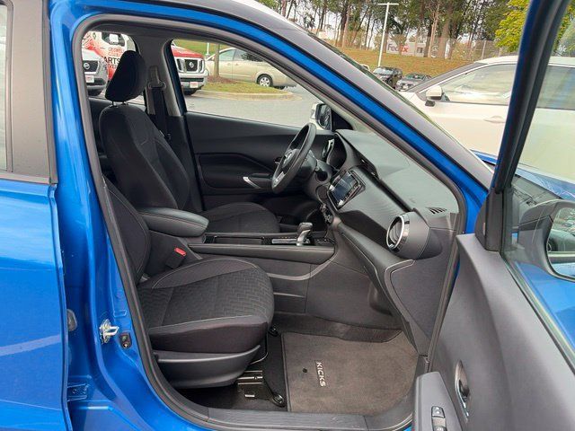 Used 2021 Nissan Kicks SV FWD image 25