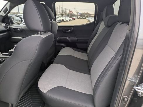 Used 2023 Toyota Tacoma TRD Off-Road image 26