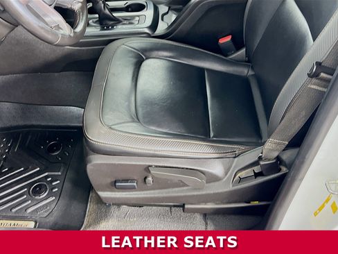 Used 2022 GMC Canyon AT4 w/ Trailering Package image 4