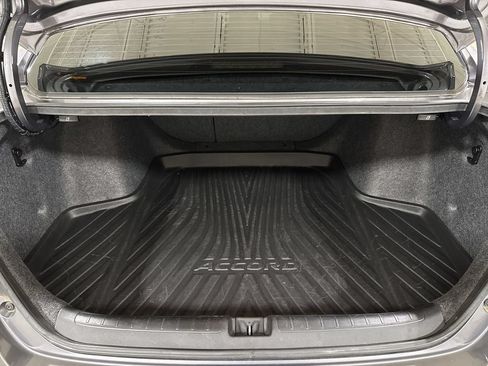 Used 2019 Honda Accord EX image 24