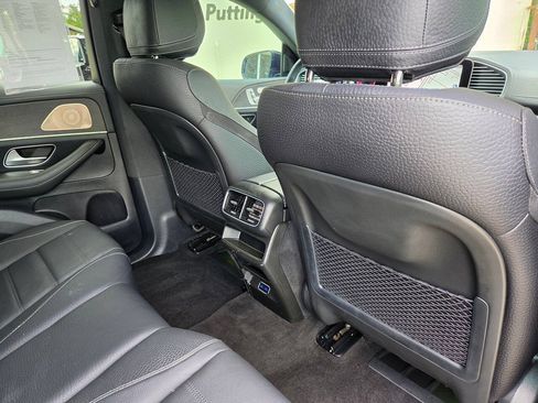Used 2025 Mercedes-Benz GLE 450 4MATIC Coupe image 12