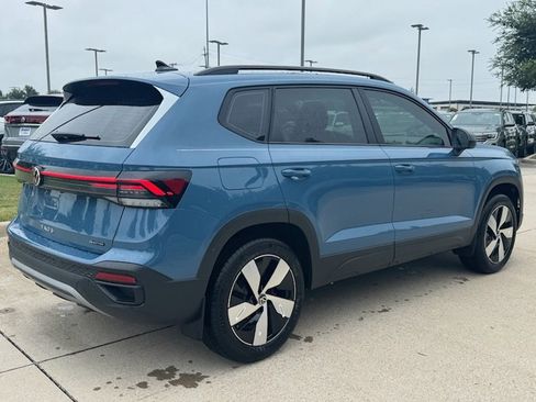 New 2025 Volkswagen Taos S image 5