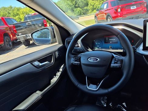 Used 2023 Ford Escape Platinum AWD/4WD image 22