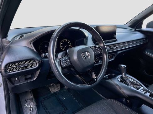 Used 2024 Honda HR-V Sport image 9