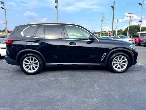 Used 2021 BMW X5 xDrive40i w/ Convenience Package image 4