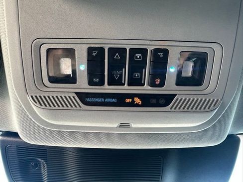 Used 2023 Ford Explorer XLT w/ Equipment Group 202A image 28