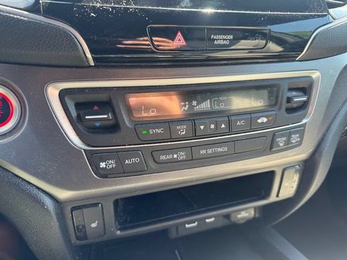 Used 2024 Honda Passport EX-L image 22