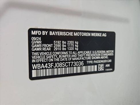 Used 2025 BMW 530i w/ Premium Package RWD image 15