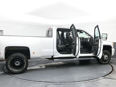 Used 2018 GMC Sierra 3500 Denali w/ Duramax Plus Package image 51