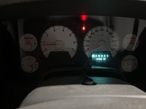 Used 2007 Dodge Ram 1500 Truck SLT image 5