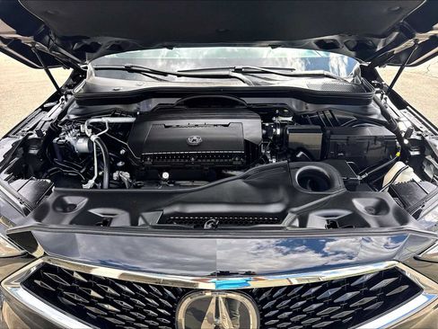 Used 2023 Acura MDX SH-AWD image 13