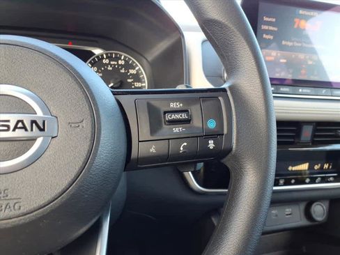 Certified 2021 Nissan Rogue SV image 23