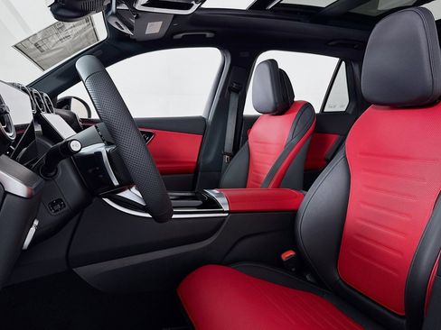 New 2026 Mercedes-Benz GLC 300 GLC 300 image 16