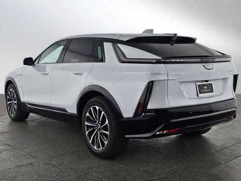 New 2026 Cadillac Lyriq Sport image 5