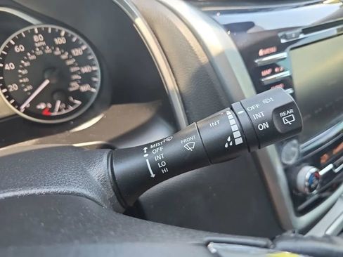 Used 2019 Nissan Murano SL w/ SL Technology Package FWD image 23