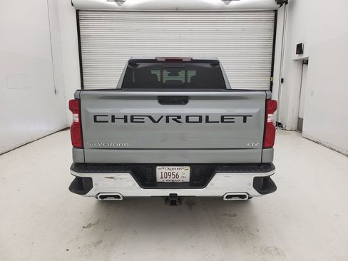 Used 2025 Chevrolet Silverado 1500 LTZ image 24