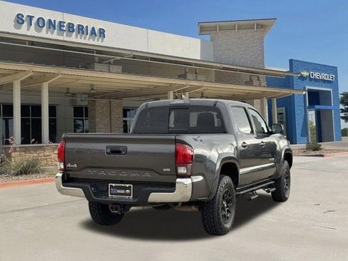 Used 2021 Toyota Tacoma SR5 image 5