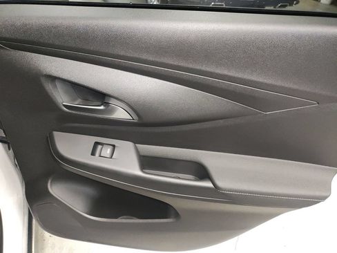 New 2026 Buick Envista Avenir FWD image 13