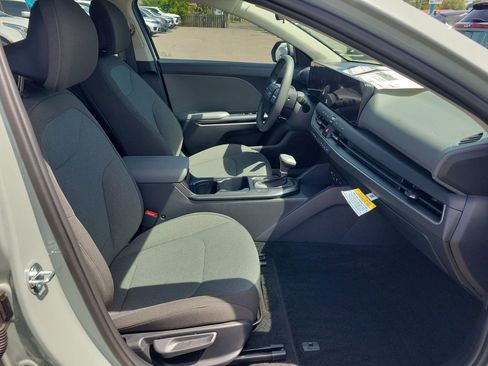 New 2026 Kia K4 FWD image 7
