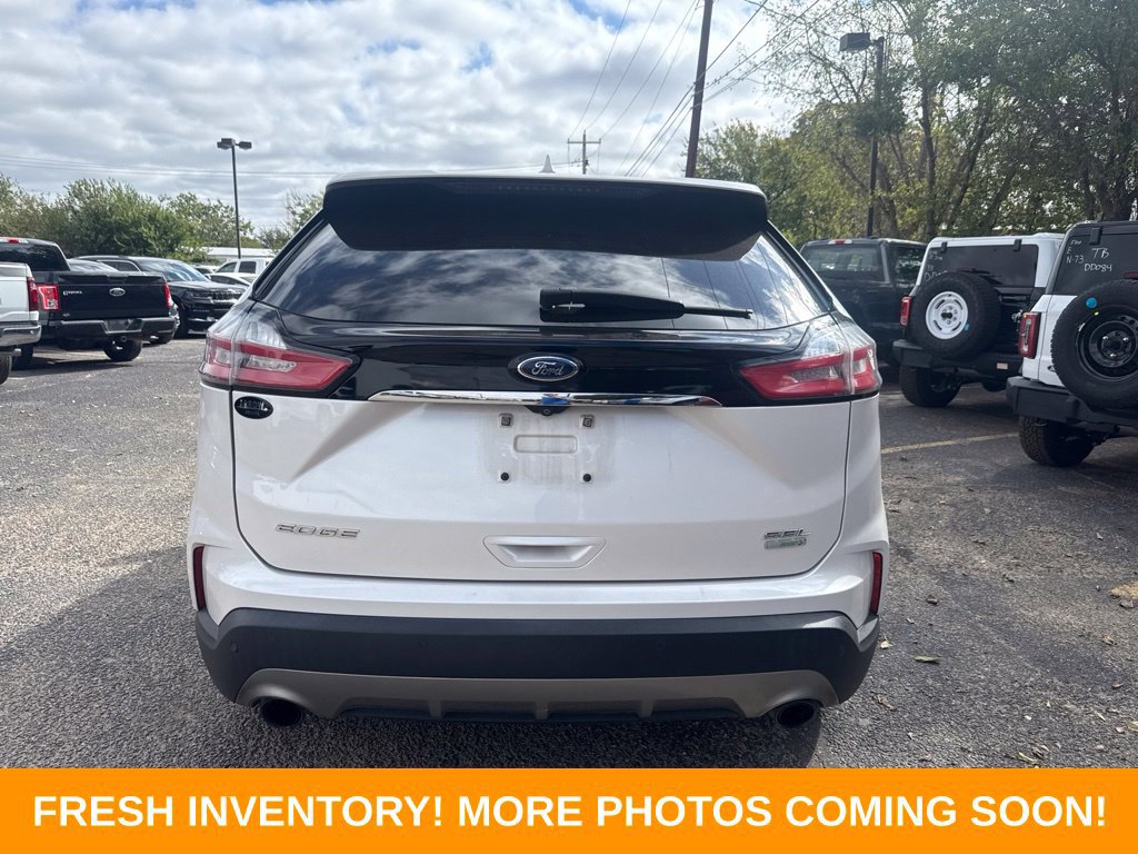 Used 2019 Ford Edge SEL w/ Equipment Group 201A FWD image 3