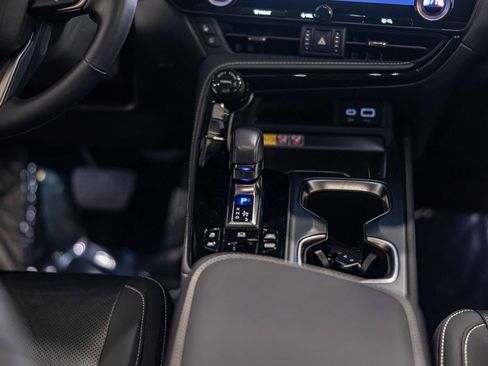 Used 2025 Lexus NX 450h+ 450h+ Luxury image 35