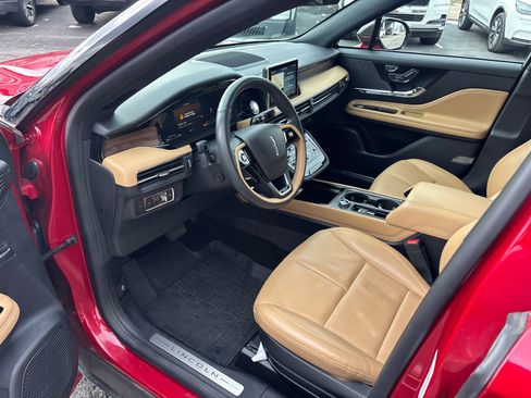 Certified 2022 Lincoln Corsair Reserve w/ Equipment Group 201A image 25