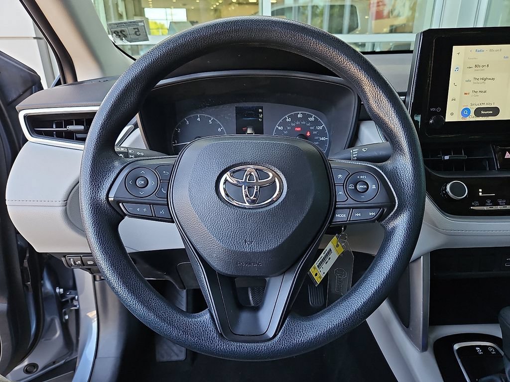 Used 2023 Toyota Corolla Cross L FWD image 19