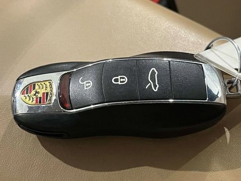 Used 2016 Porsche 911 Carrera S RWD image 37