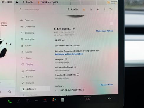 Used 2021 Tesla Model Y Long Range image 14