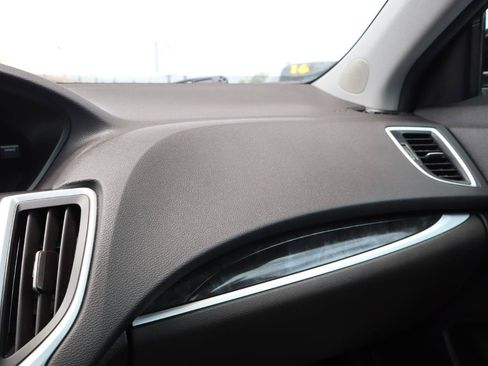Used 2018 Acura TLX FWD image 26