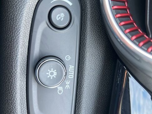 New 2026 Chevrolet Trax RS w/ Sunroof Package image 15