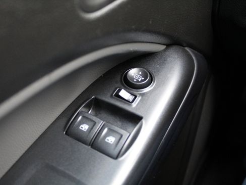 Used 2015 Chevrolet Colorado W/T w/ WT Convenience Package image 25