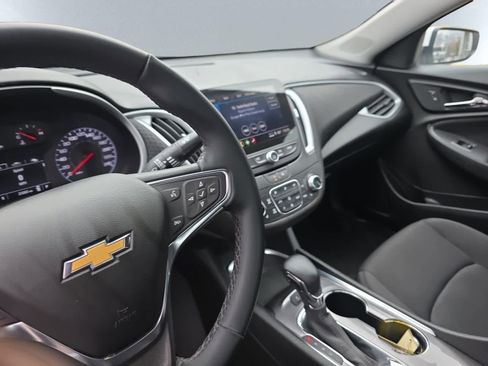 Used 2024 Chevrolet Malibu LT w/ Sport Edition FWD image 14