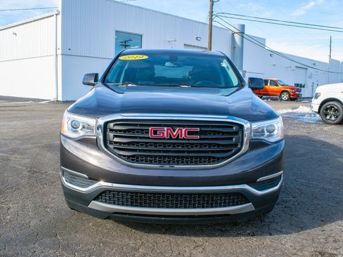Used 2019 GMC Acadia SLE image 10