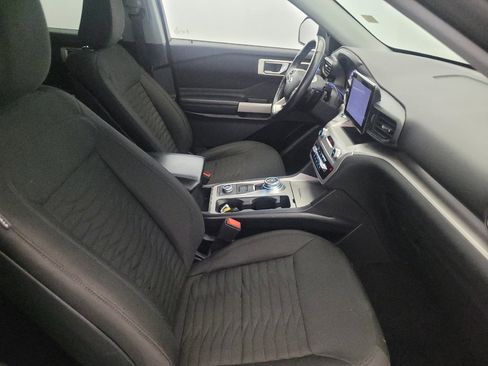 Used 2020 Ford Explorer XLT w/ Comfort Package image 21