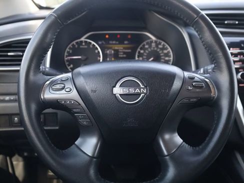 Used 2023 Nissan Murano SV AWD/4WD image 14