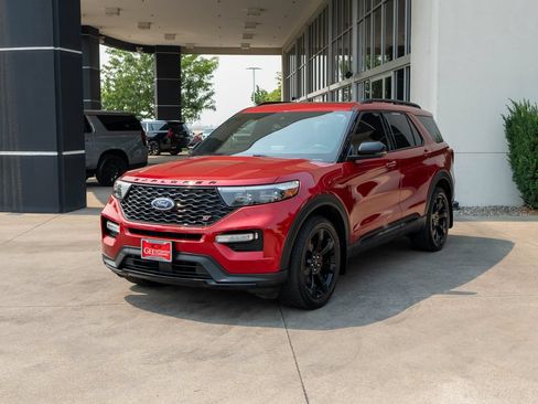 Used 2023 Ford Explorer ST w/ Equipment Group 401A AWD/4WD image 3