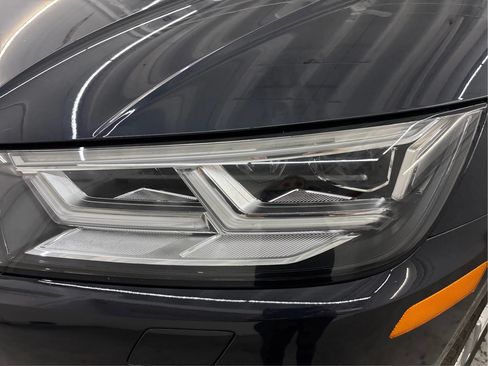 Used 2018 Audi Q5 Prestige w/ Prestige Package AWD/4WD image 32