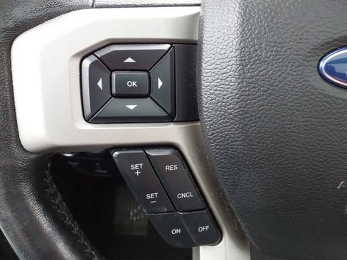 Used 2018 Ford F150 Lariat w/ FX4 Off-Road Package AWD/4WD image 19
